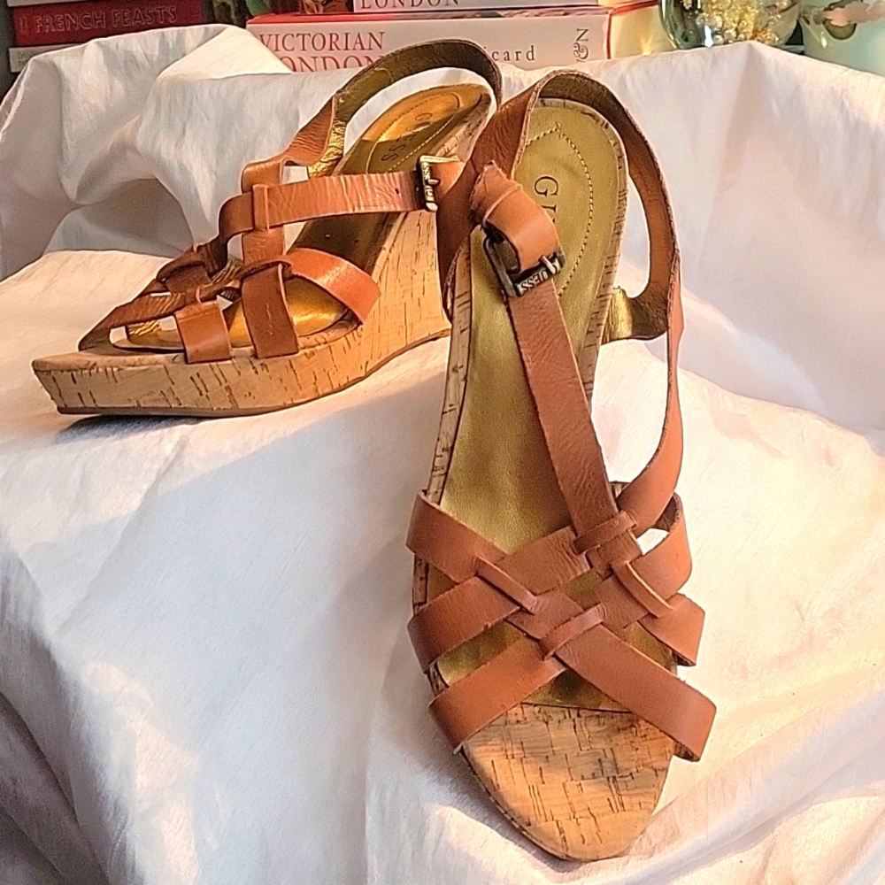 Like new Guess Wedge Sandals size 10